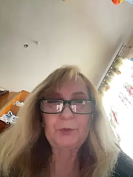 Irina2909@xh Webcam show