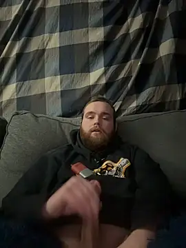 LR1313's Webcam Show