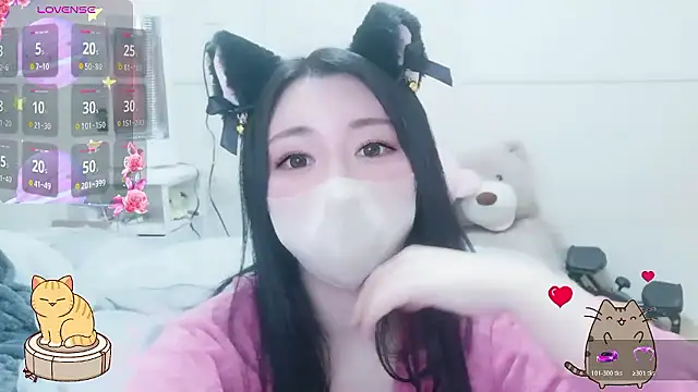 Hibikiii_ Chat XXX in diretta