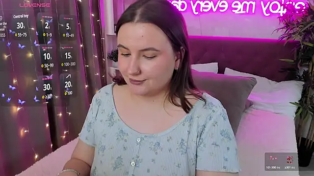 Živý XXX chat FeralPeach