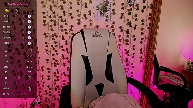 AnyaTaylor_ 即時 XXX 聊天