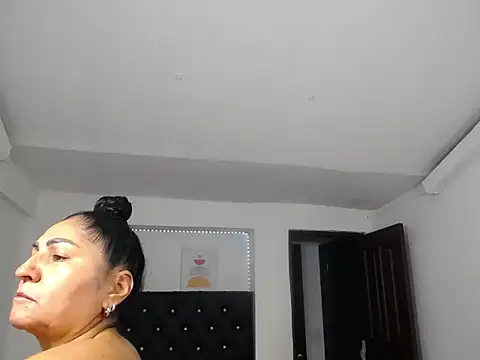 mature_bigboobs10 Chat XXX in diretta