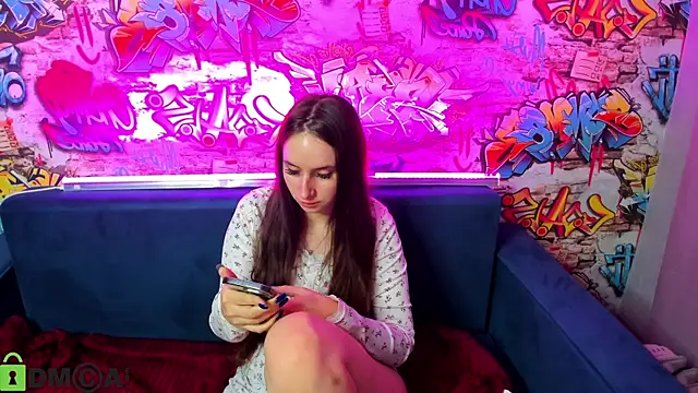 Kira__Sweet élő XXX-chatje