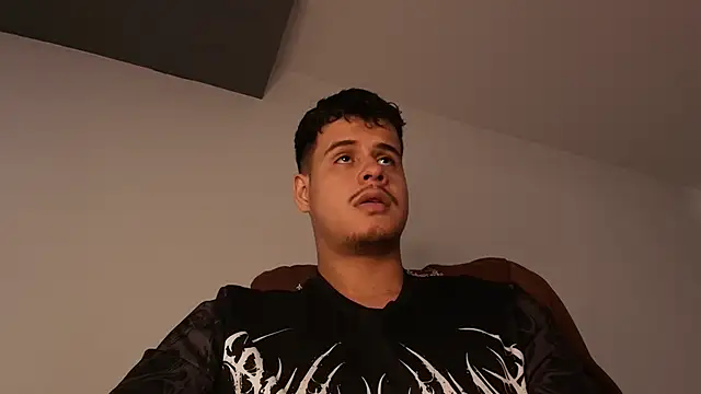 BjornSteel webkamerás műsora