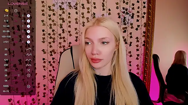 AnyaTaylor_ Live XXX-chat