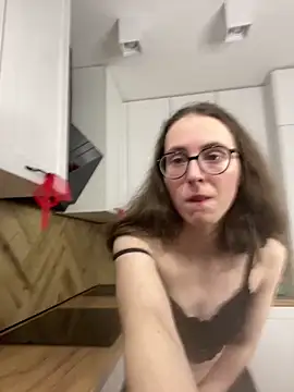 MartiniiSelenna 现场XXX聊天