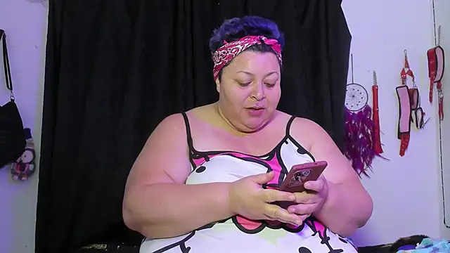 QUEEN_MANDY_BBW – Live XXX-chat