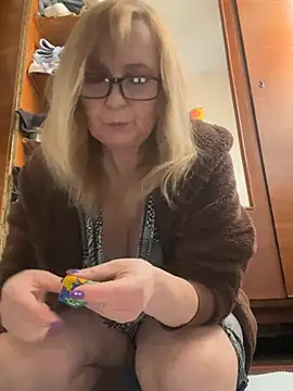 Irina2909@xh Live XXX-chat