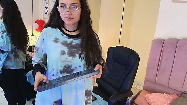 XXX chat uživo modela Hanabie_