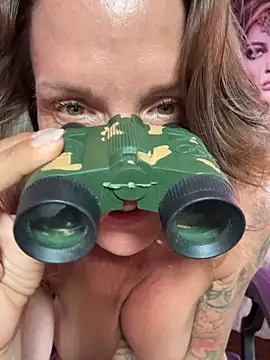 แชท XXX สดของ mommyselenafit_