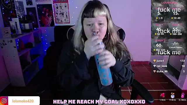 Bdsm_and_fries Chat XXX in diretta