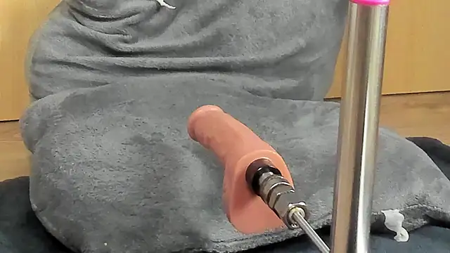 Naughtylov3 élő XXX-chatje