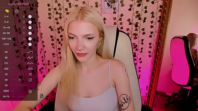 Chat +18 de AnyaTaylor_ ao vivo