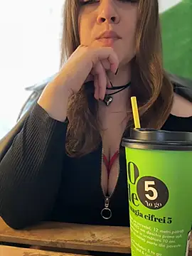 แชท XXX สดของ CrazyTori