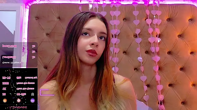 Chat +18 de CoraVex ao vivo