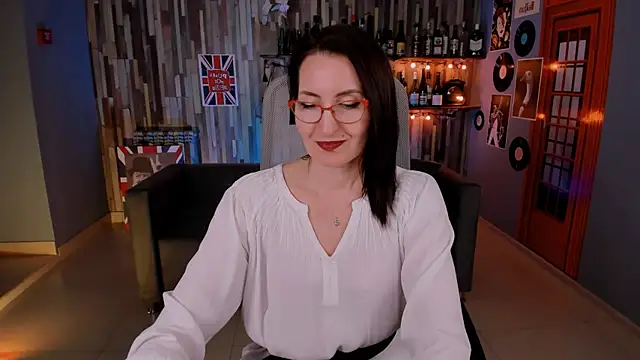 UnaTerra élő XXX-chatje