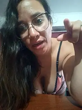 luzmarfil's Webcam Show