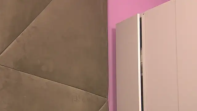 BustyMadison: онлайн-секс-чат