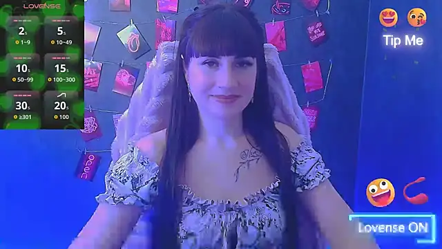 Chatroom XXX en direct de Violla_My