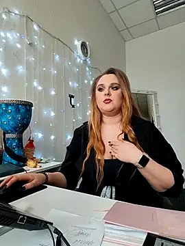 Chatroom XXX en direct de Juicy_PeachLux