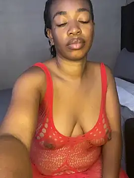 Chat +18 de Curvyslut92 ao vivo