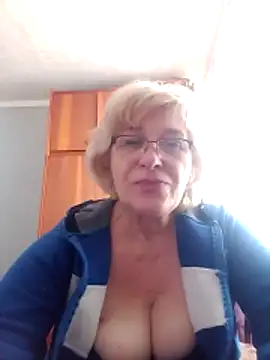 52MiaLove02 Live XXX Chat