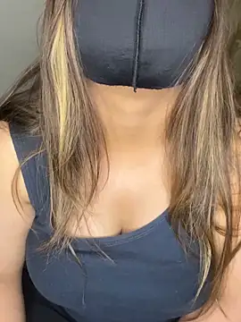 Chatroom XXX en direct de _Hot_Rossy