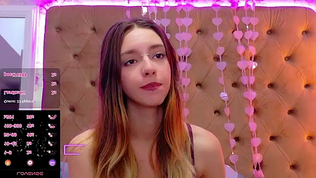 Chat +18 de CoraVex ao vivo