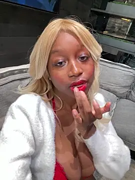 Chat +18 de tia___fox ao vivo