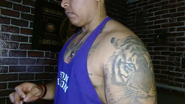 دردشة jordan_bigcock_ الجنسية المباشرة