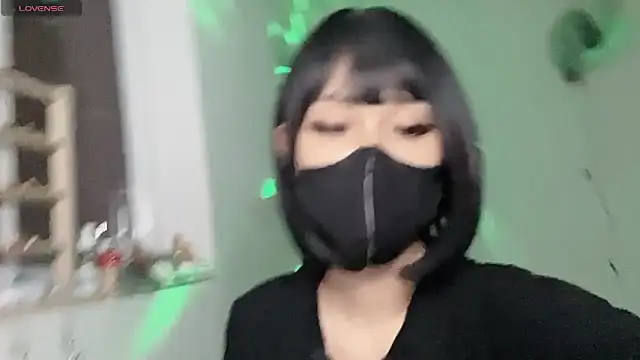 Tieu-May: онлайн-секс-чат