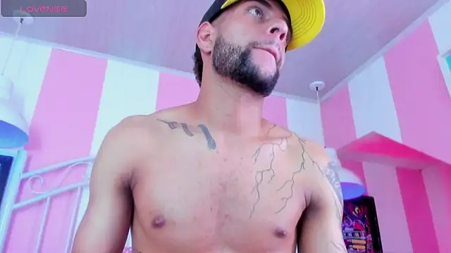 دردشة Aiden_Cash7 الجنسية المباشرة