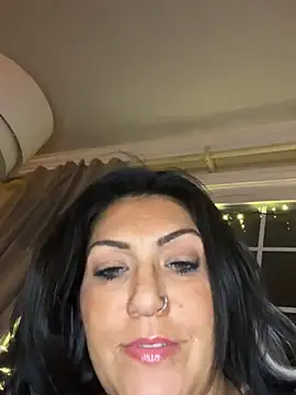 Онлайн чат XXX LittleMissEeve