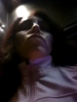 Izabella_Bella: απευθείας συνομιλία ΧΧΧ