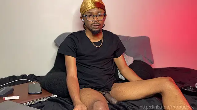 MobyDxck élő XXX-chatje