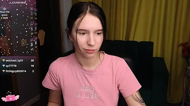 Chatroom XXX en direct de KarolinaBlacks