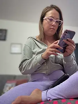 VIOLETA-25_ Live XXX-chat