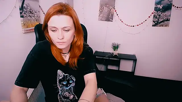 Chatroom XXX en direct de PeppyMia