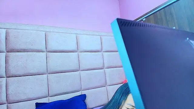 Онлайн чат XXX Scarlett_Moom