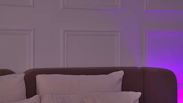 Chatroom XXX en direct de KarenRill