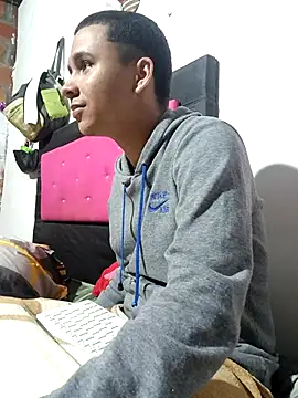 Mia_axelll webcam show