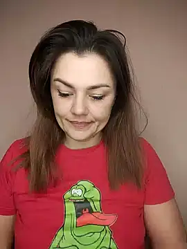 Chatroom XXX en direct de KrissSexi