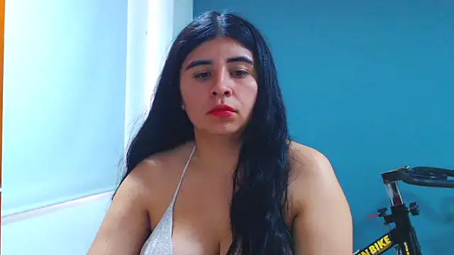 Chat +18 de danna-_roouss ao vivo