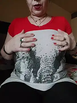 Czat XXX na żywo – Tinaa_Love69