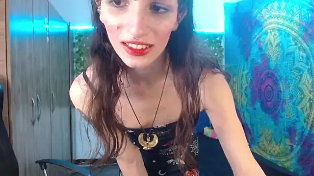 Ishtar_Shakti Live XXX Chat