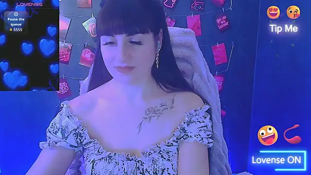 Violla_My Live XXX-chat