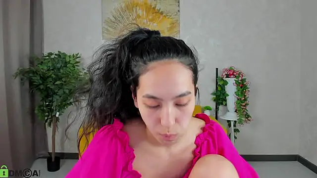 Živý XXX chat FlirtyAura