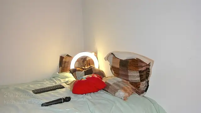 Pokazy przed kamerką – Katharina_Lopez