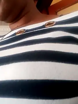 matureexoticdance 即時 XXX 聊天