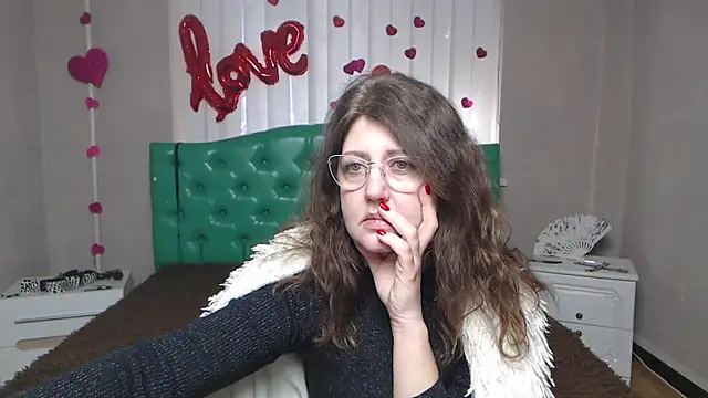 RoseHille's Live XXX Chat